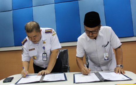 Penandatanganan Nota Kesepahaman antara Polinela dan Poltekpel Banten